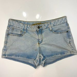 Arizona Jeans Bleach Wash Jean Shorts